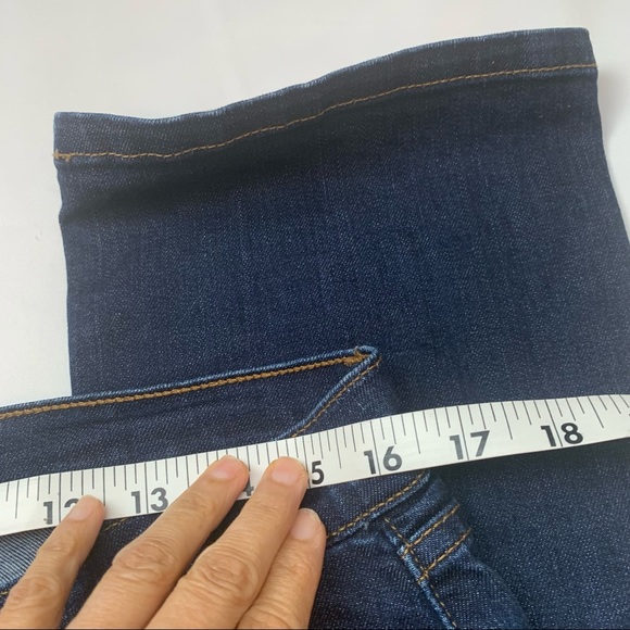 J Brand Dark Wash Mid-Rise Jeans Size 28 - Picture 9 of 9